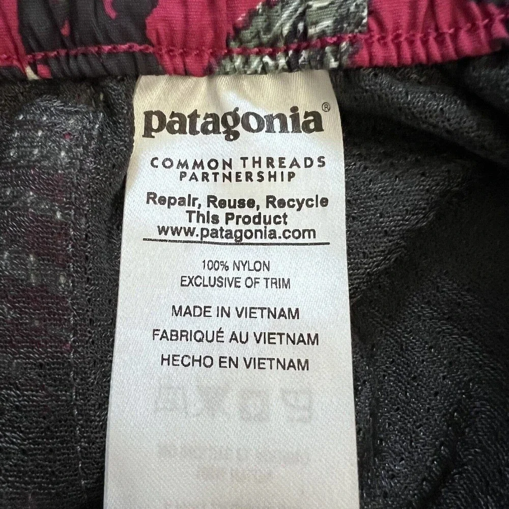 Patagonia Kelp Garden Craft Pink Print Nylon Barely Baggies 2.5